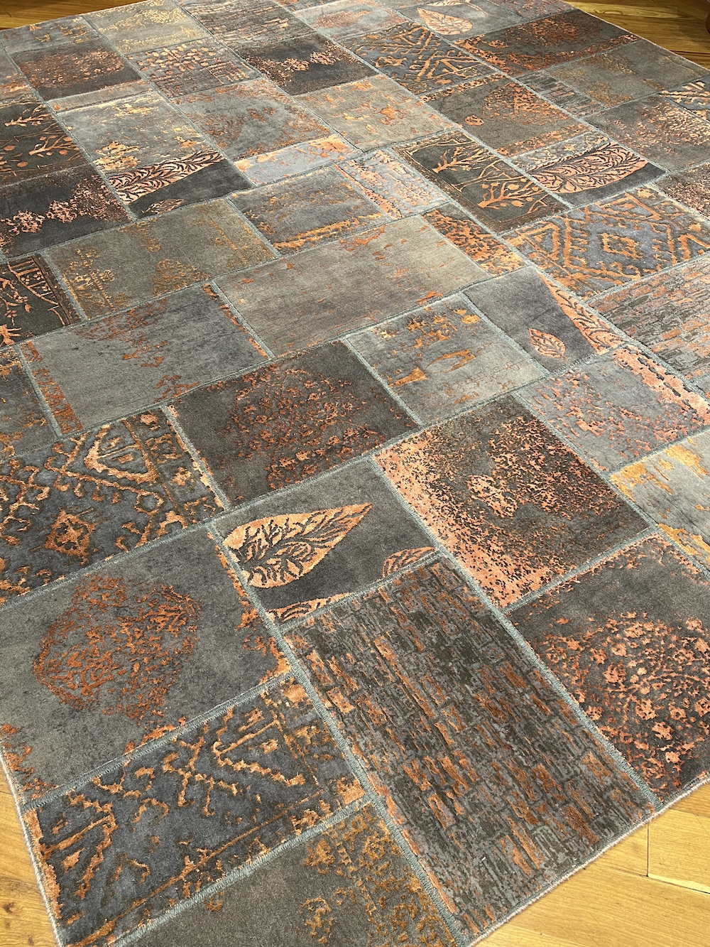 PATCHWORK-T 4.00m x 3.18m