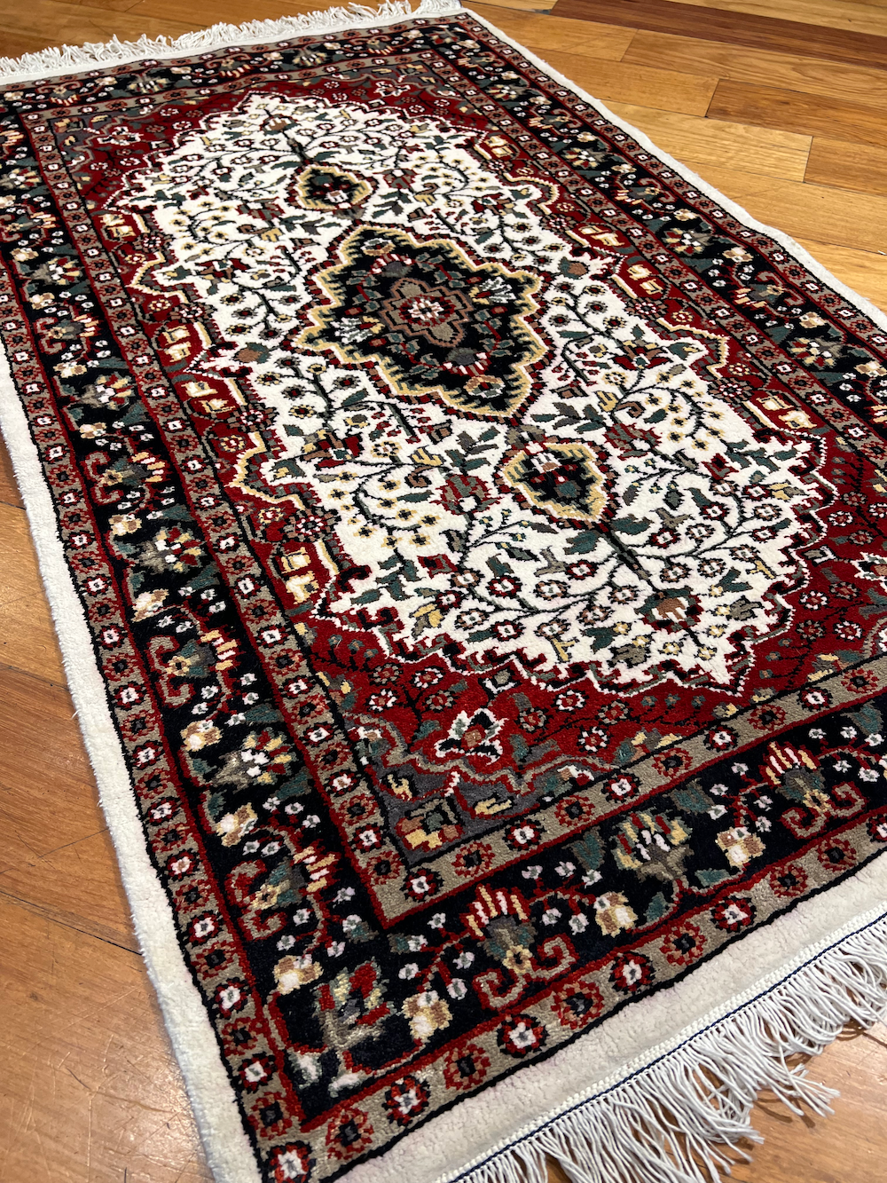 SILK-D 1.21m x 0.75m