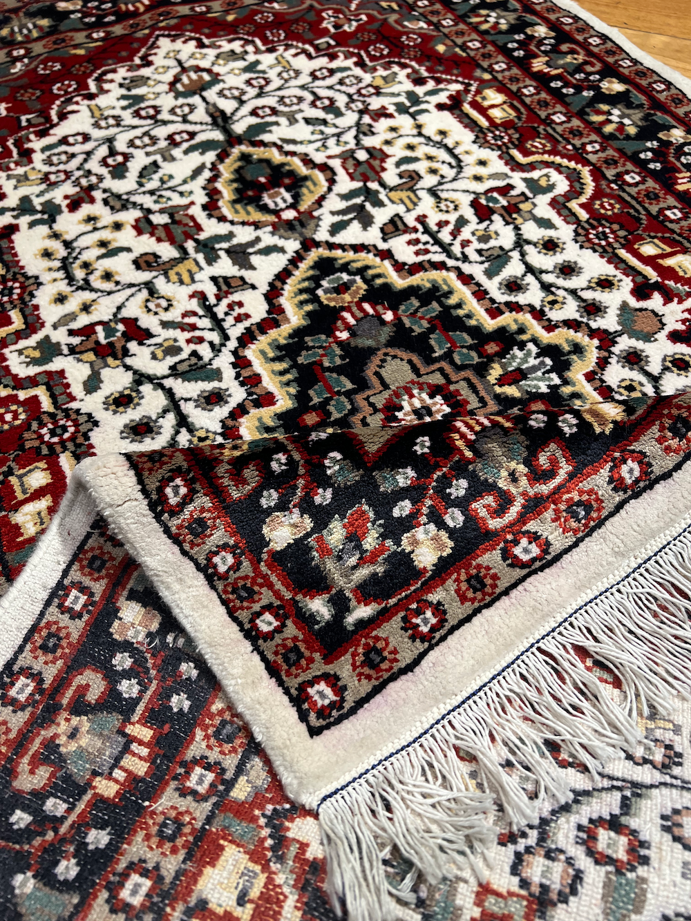 SILK-D 1.21m x 0.75m