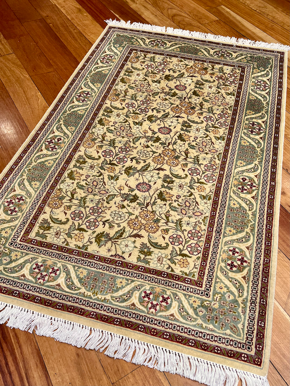 COLECCIÓN ABBASI-J 1.52m x 0.95m