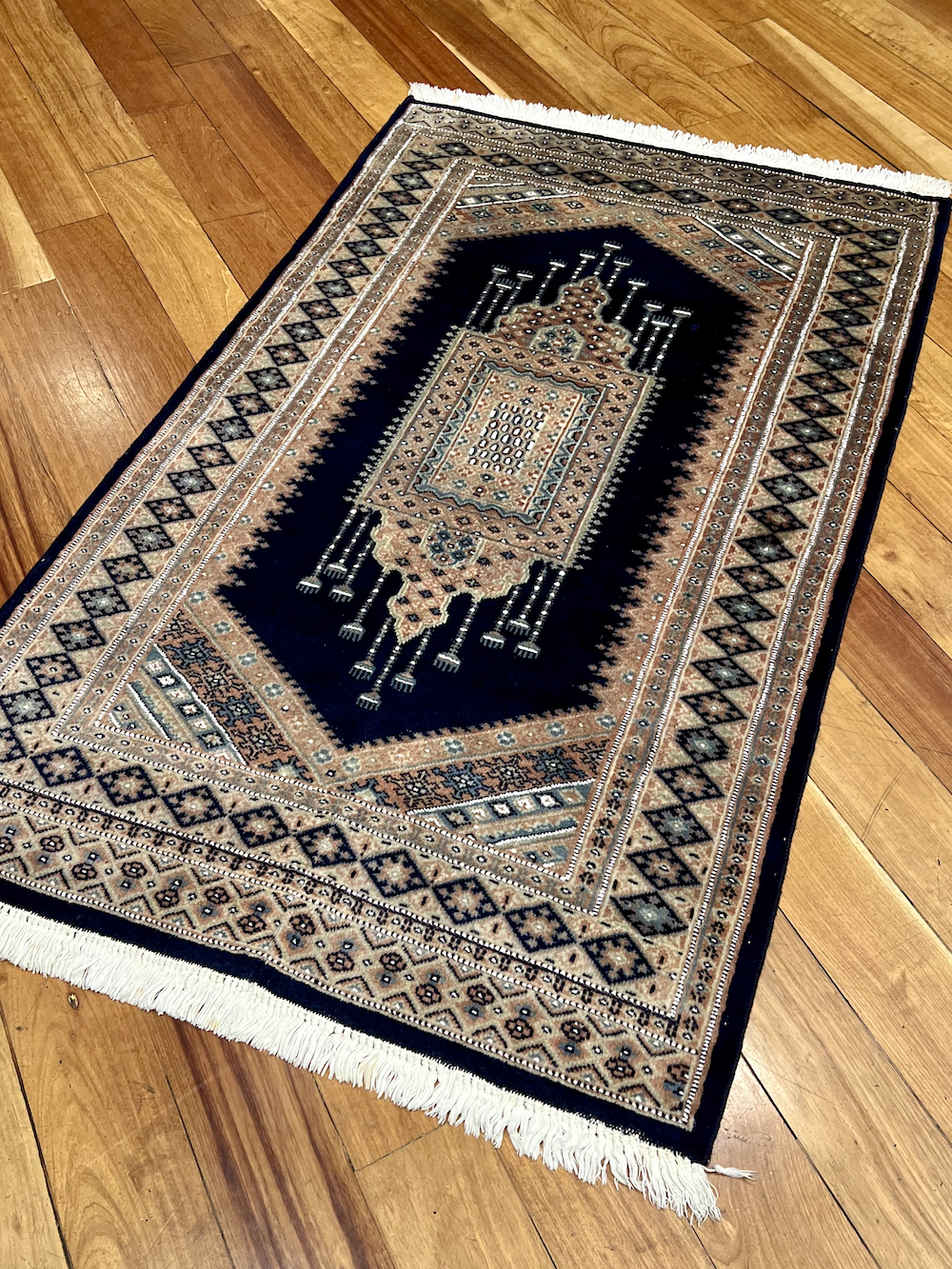 BOKHARA-A9 1.58m x 0.94m