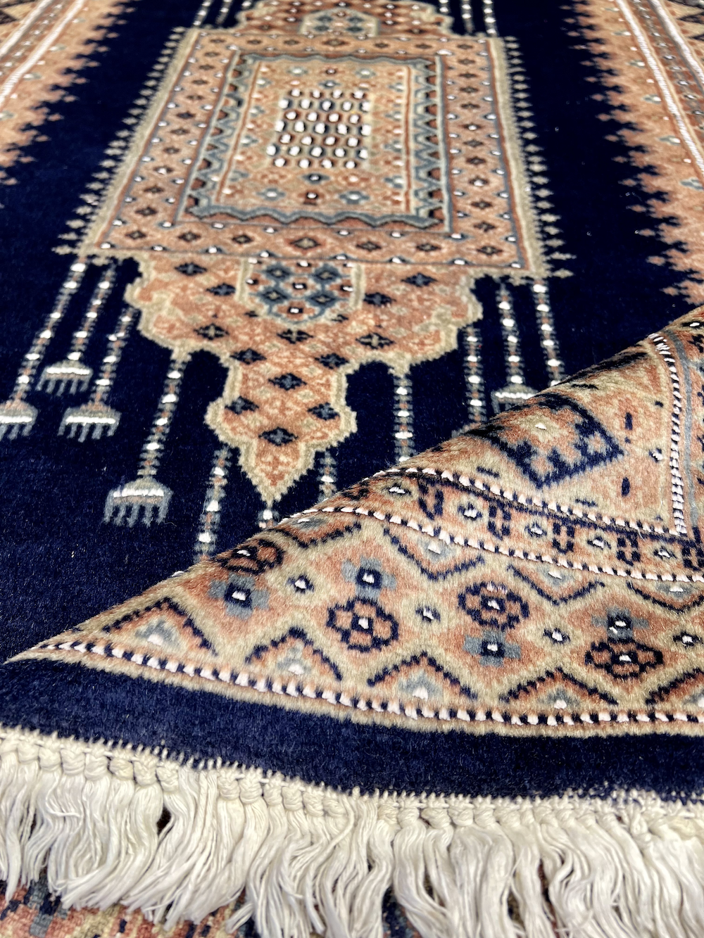 BOKHARA-A9 1.58m x 0.94m