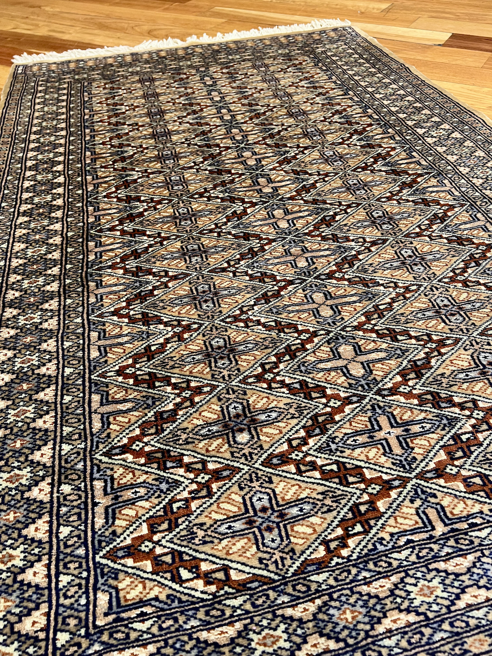 BOKHARA-B2 1.63m x 0.98m
