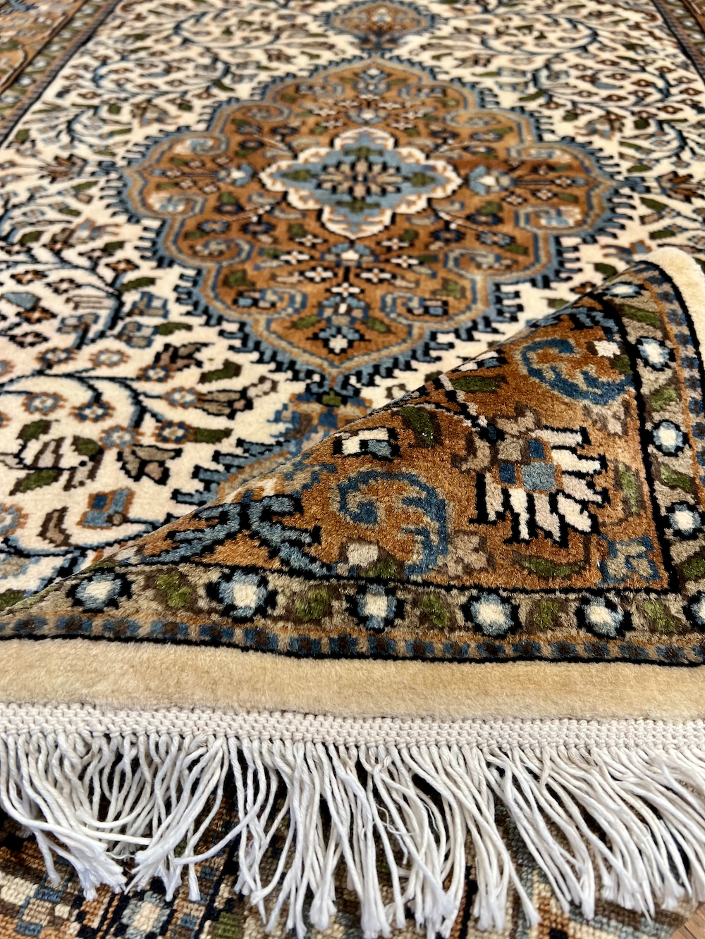 SILK-N 1.54m x 0.94m