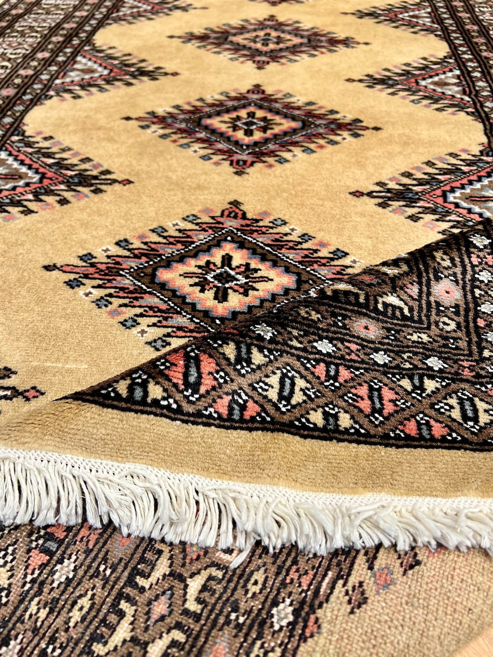 BOKHARA-C7 1.65m x 0.97