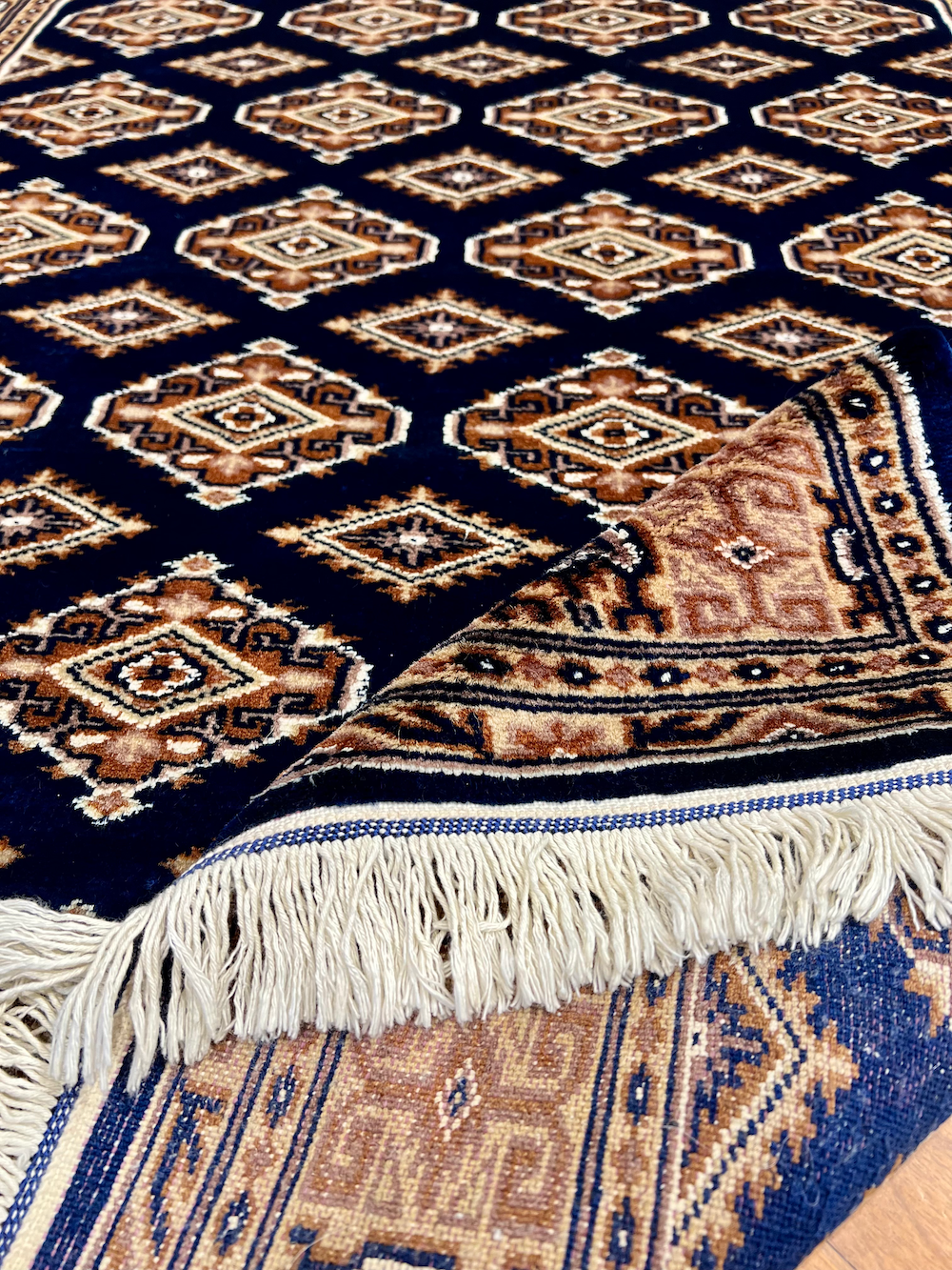 BOKHARA-C8 1.53m x 1.00m