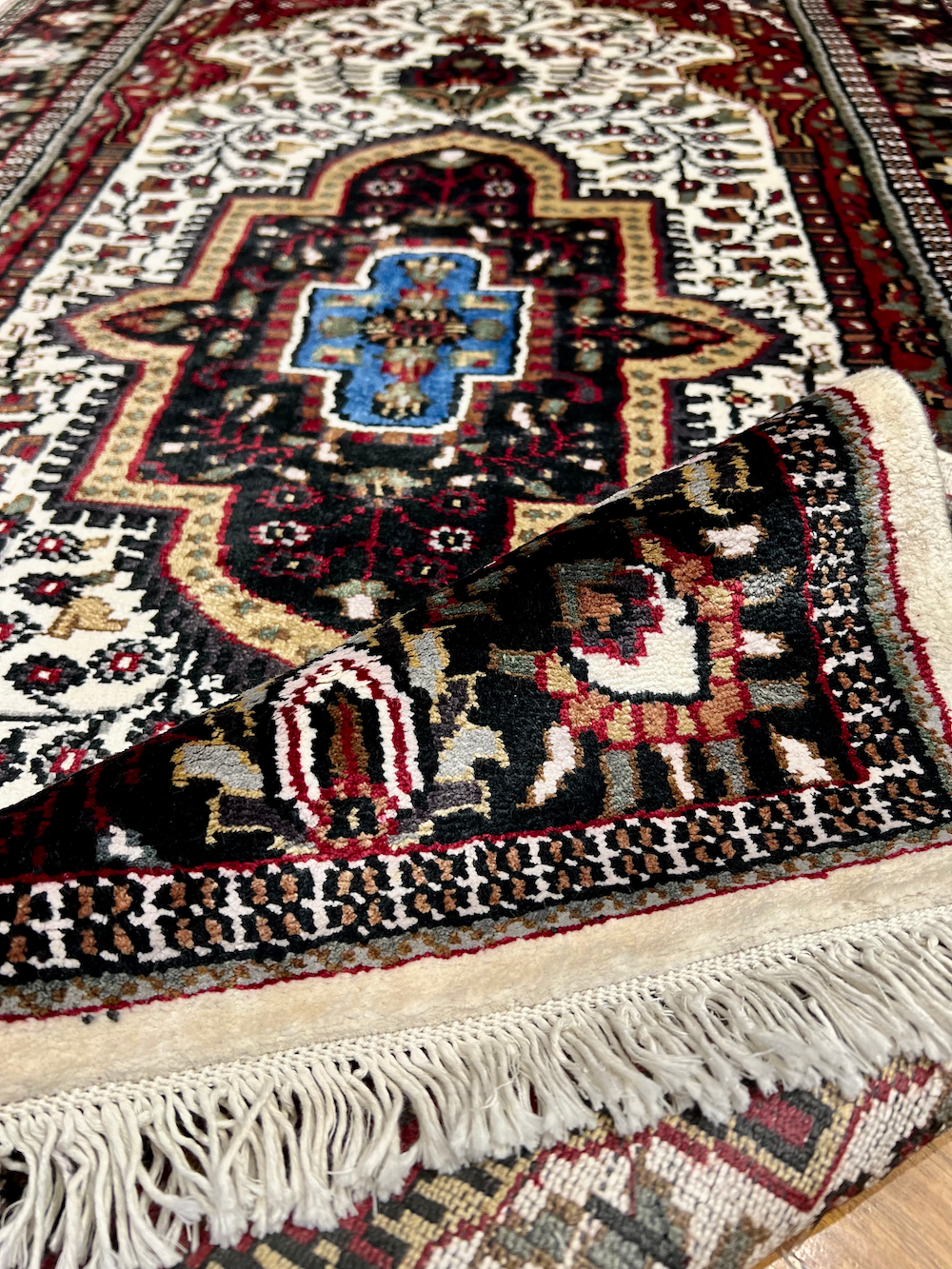 SILK-R 1.65m x 0.94m