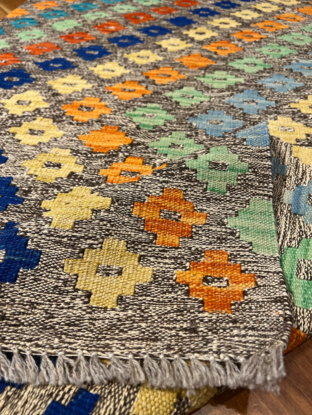 KILIM MEIMENEH-O3 1.23m x 0.83m