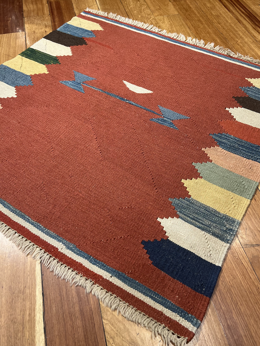 KILIM SOFREH-F 1.04m x 1.02m