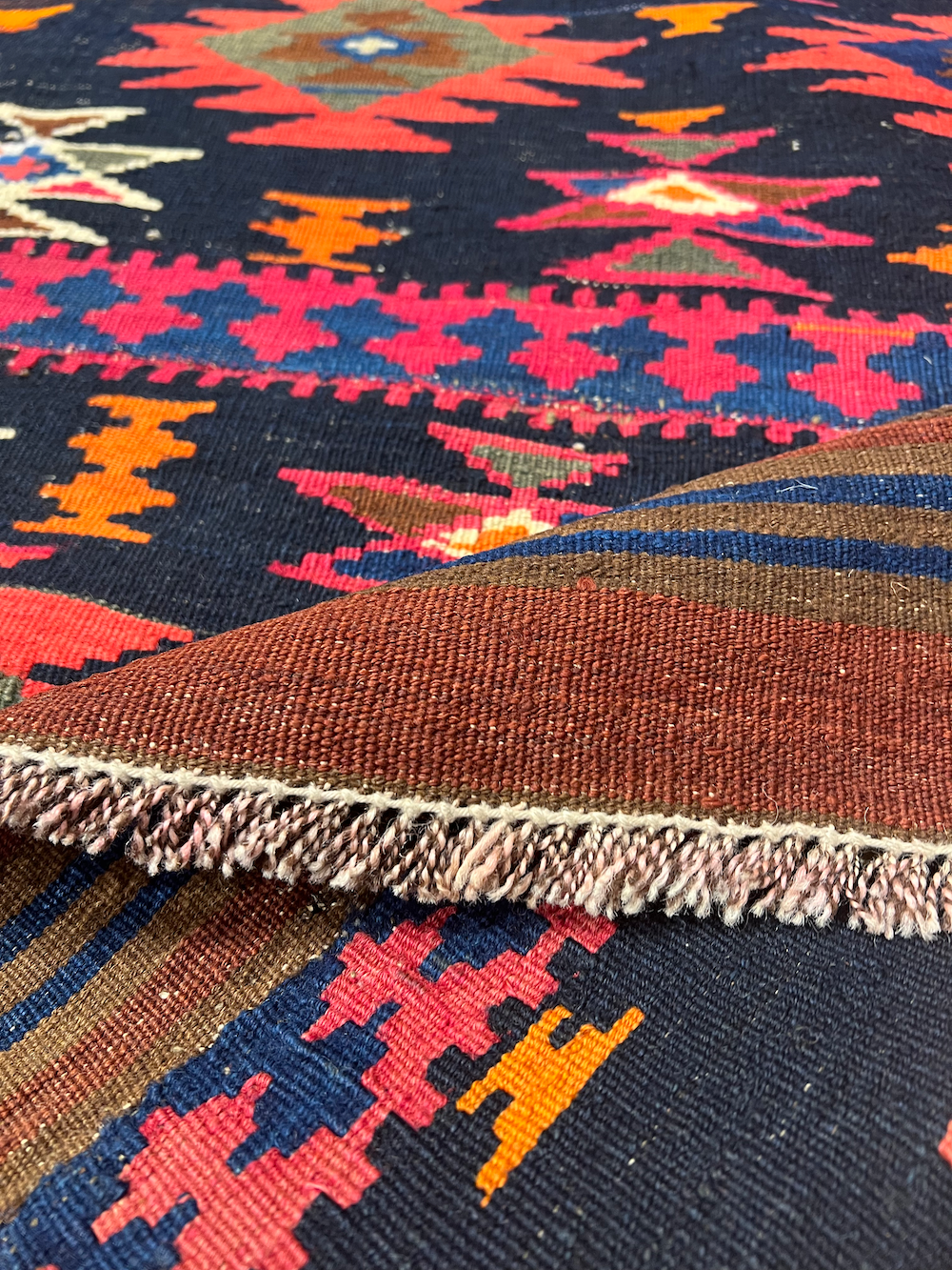 KILIM LORI 1.12m x 0.98m