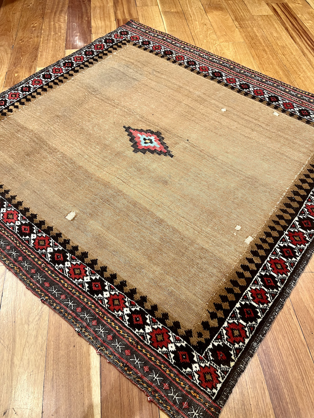 KILIM SOFREH-G 1.23m x 1.23m