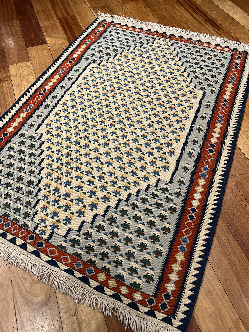 KILIM SENEH-A 1.55m x 1.05m